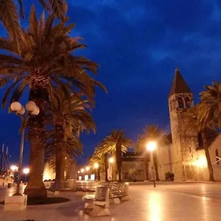 Remarkable 2-bed In Okrug Gornji Trogir